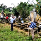 Văn khấn chuẩn nhất lễ Chạp mộ cuối năm mời gia tiên về ăn Tết